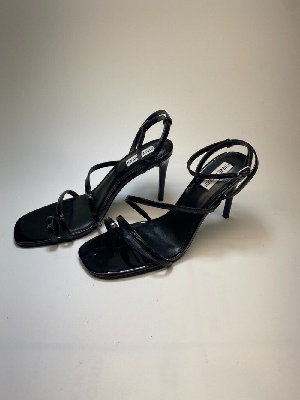 Steve Madden Womens Black Strappy Patent Leather High Heel Sandal Sz 11